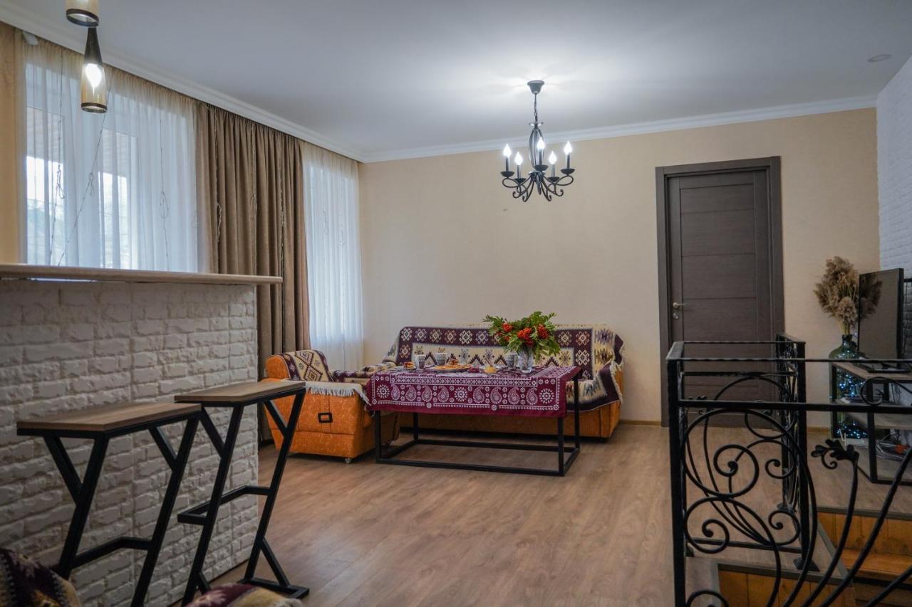 House 54 Hotel Kasbegi Buitenkant foto